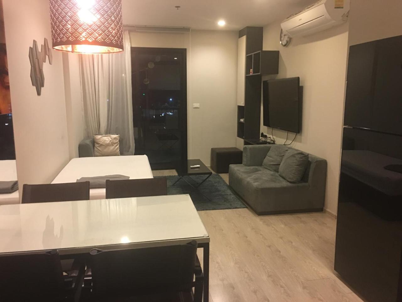 The Base Condo Pattaya Exterior photo